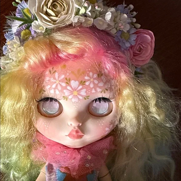 Custom Blythe Doll - Picture 3 of 12